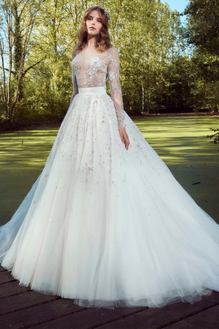 Білі лотоси: весільна колекція Zuhair Murad Bridal осінь зима 2019 2020 belye lotosy: svadebnaya kollekciya zuhair murad bridal osen zima 2019 202016 Білі лотоси: весільна колекція Zuhair Murad Bridal осінь зима 2019 2020