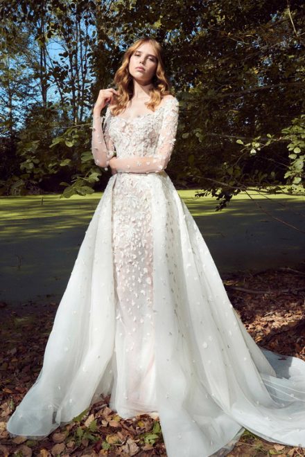 Білі лотоси: весільна колекція Zuhair Murad Bridal осінь зима 2019 2020 belye lotosy: svadebnaya kollekciya zuhair murad bridal osen zima 2019 202021 Білі лотоси: весільна колекція Zuhair Murad Bridal осінь зима 2019 2020