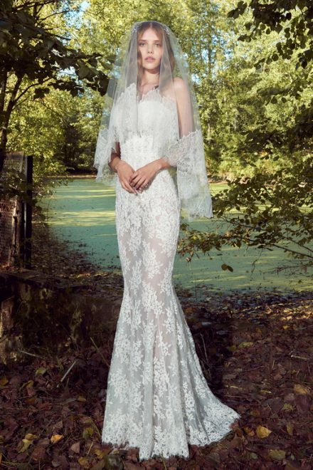 Білі лотоси: весільна колекція Zuhair Murad Bridal осінь зима 2019 2020 belye lotosy: svadebnaya kollekciya zuhair murad bridal osen zima 2019 20206 Білі лотоси: весільна колекція Zuhair Murad Bridal осінь зима 2019 2020