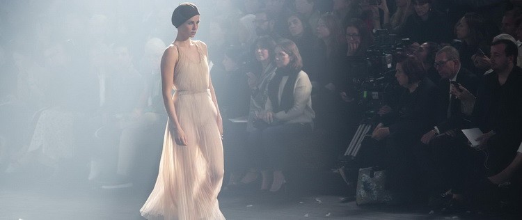 Christian Dior весна літо 2019: танець в зачарованому лісі christian dior vesna leto 2019: tanec v zacharovannom lesu42 Christian Dior весна літо 2019: танець в зачарованому лісі