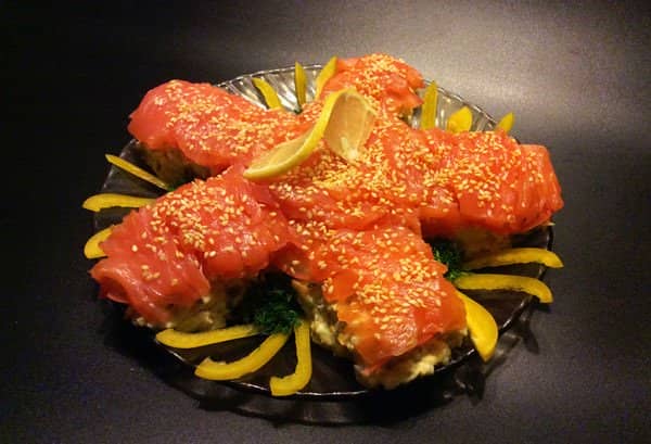  Салат з червоною рибою: вишукані рецепти з покроковим фото