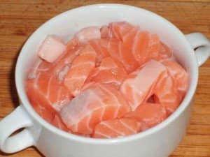  Салат з червоною рибою: вишукані рецепти з покроковим фото