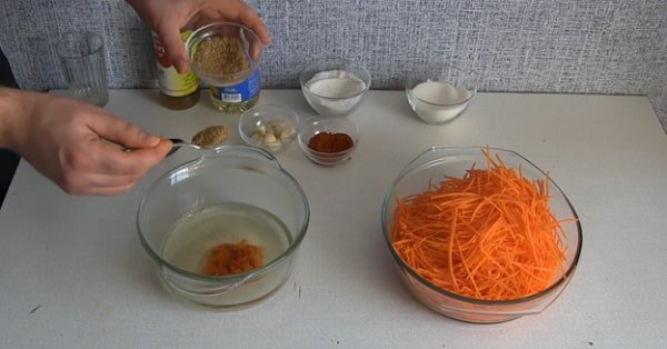 5a085cd86f85c2a302ebcef4b4d20858 Морква по корейськи в домашніх умовах   як приготувати корейську моркву швидко і смачно