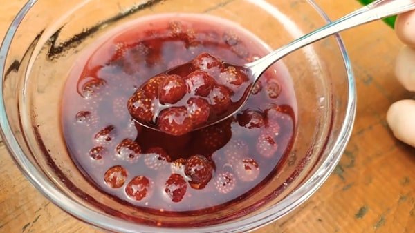 a86e79465103ab2946fccff9063a292e Густе варення з полуниці на зиму з цілими ягодами   14 рецептів
