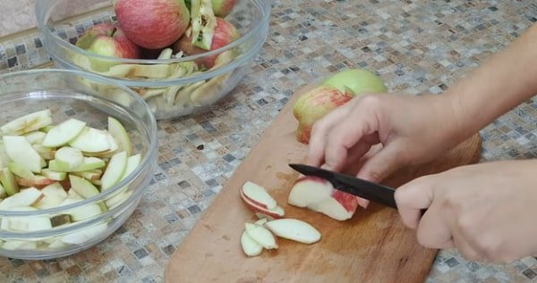 aba3d49fae3534935fee19d97db1fc40 Прозоре варення з яблук на зиму часточками   18 простих і швидких рецептів яблучного варення в домашніх умовах