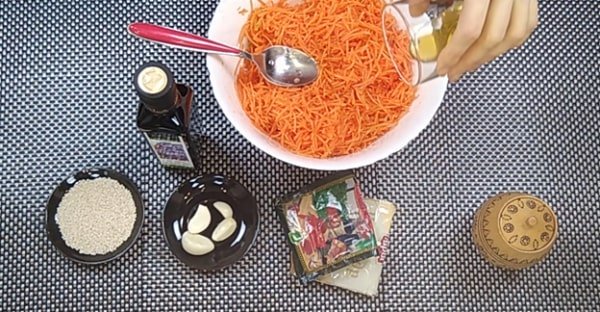 e62f746594023472ee4f378547e8f4c3 Морква по корейськи в домашніх умовах   як приготувати корейську моркву швидко і смачно