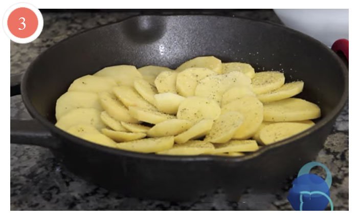 kartofel v duhovke samye vkusnye recepty a8a28ff Картопля в духовці: найсмачніші рецепти