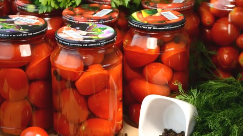 marinovannye pomidory na zimu v bankah vkusnye recepty domashnego prigotovlenija cd815c5 Мариновані помідори на зиму в банках   Смачні рецепти домашнього приготування