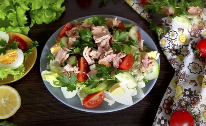 salat nisuaz luchshie recepty s tuncom i lososem f3f79bc Салат Нісуаз   кращі рецепти з тунцем і лососем