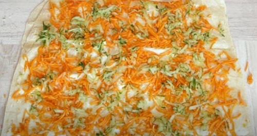  Рулет з лаваша з корейською морквою   кращі рецепти з сиром, ковбасою, шинкою