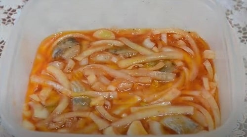 aa8d7051f0c5b7ab8118eb7e6328b8b3 Оселедець по корейськи   кращі рецепти з морквою, цибулею, томатною пастою