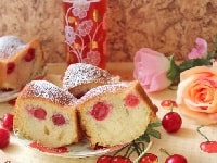 a10f960ba52a19677e57e62d7e9fe41f Пиріг з вишнею на кефірі в духовці   простий рецепт зі свіжої або замороженої ягоди