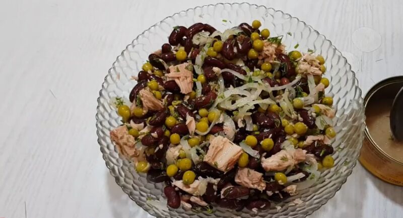 salaty s tuncom konservirovannym prostye i vkusnye recepty a168250 Салати з тунцем консервованим   прості і смачні рецепти